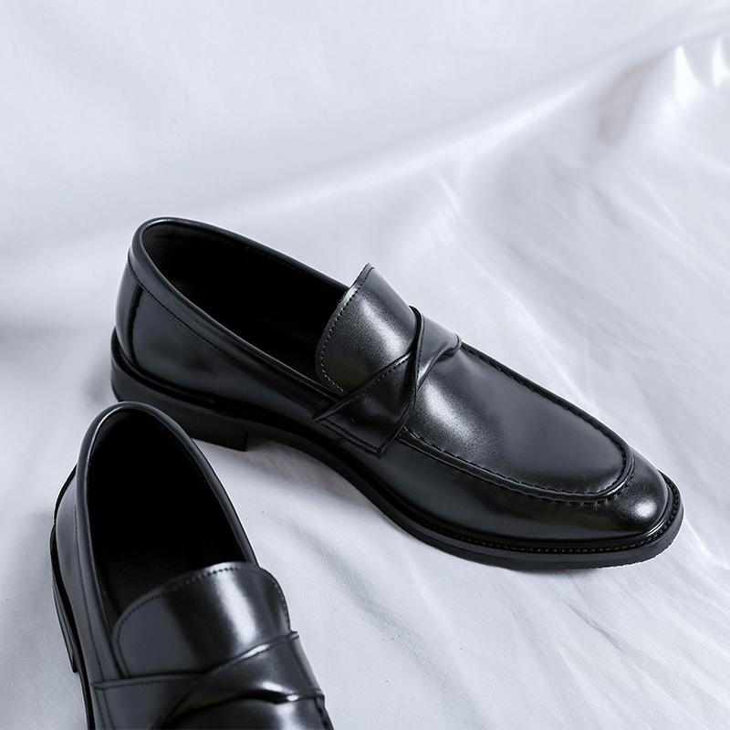 Мужская повседневная кожаная обувь Классические элегантные мужские мокасины Мокасины Дышащие туфли на плоской подошве Универсальные деловые мужские туфли для вождения