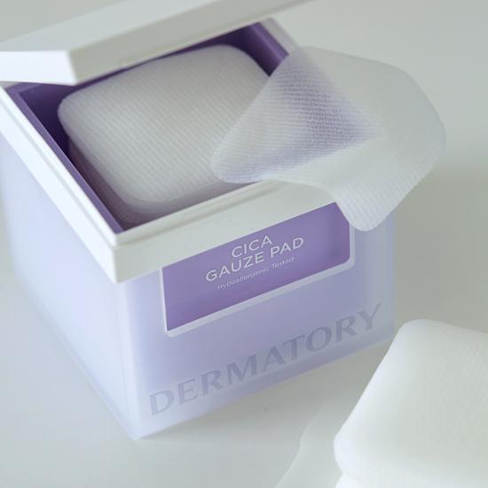 Выберите 1 из 4 типов квадратных подушечек Dermatory (Cica/Pore/Hyalshot/Retinal)