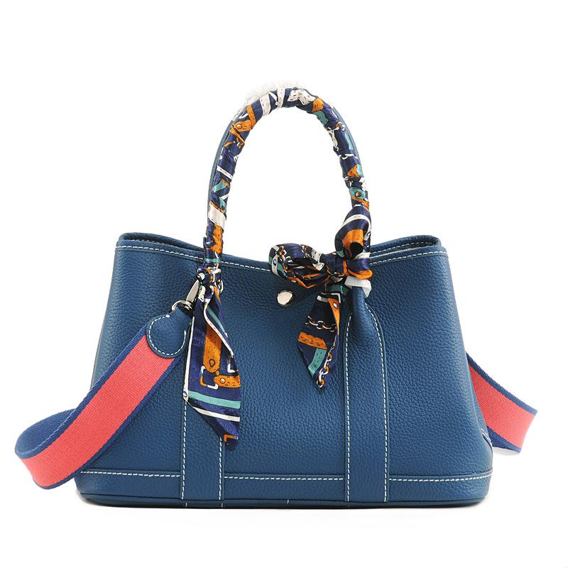 Женская большая садовая сумка из коровьей кожи в стиле знаменитостей 2024 года — универсальная, модная, удобная для переноски через плечо и в кармане