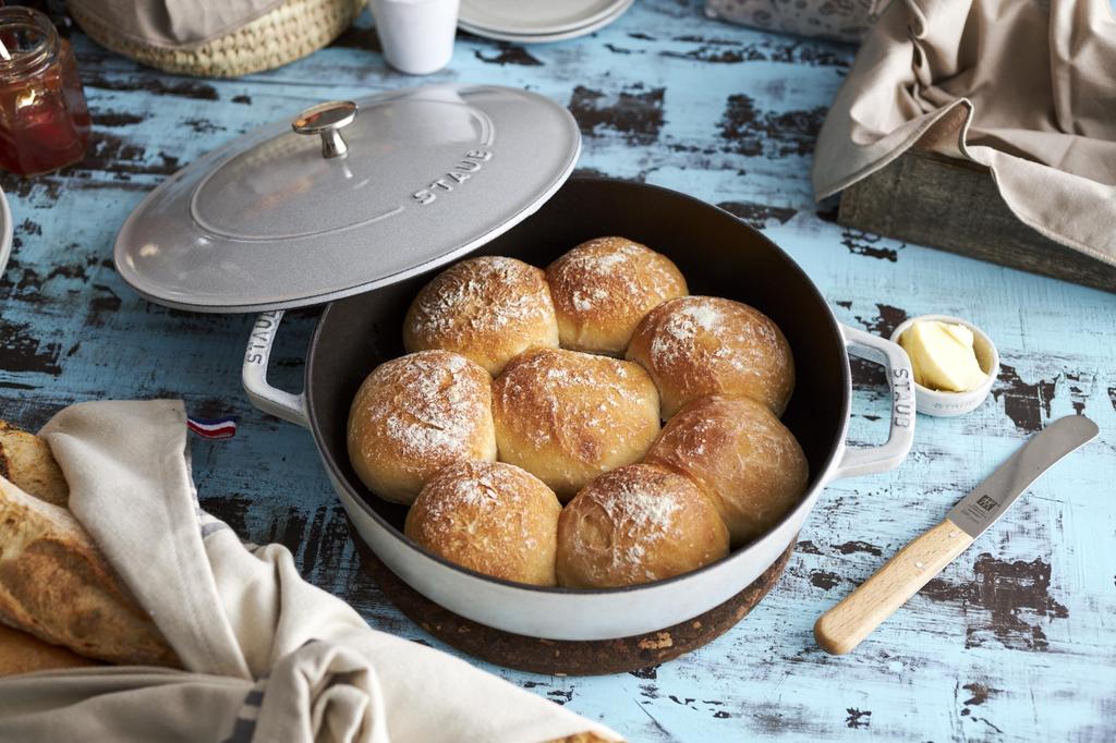 STAUB Saute Pan Campagne Two Hand Cast Enamel Pot Shallow Sukiyaki Compatible with IH Japanese Product with Serial Braiser "Blazer 24cm" [Authorized