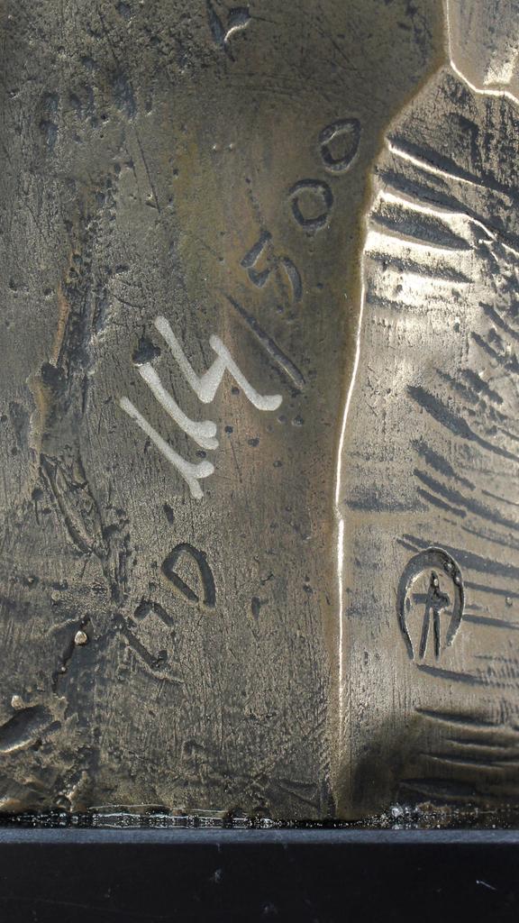 Лабрадор-ретривер - Статуя собаки, бюст на каменном постаменте, скульптура, трофей для выставки собак от бренда Art-Dog