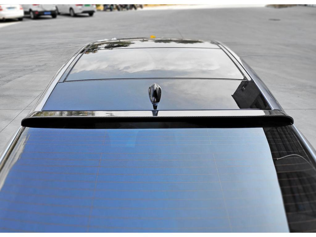 Подходит для Toyota Camry 8-го поколения 2018-2023 гг.: задний спойлер, передний сплиттер, боковые юбки с жалюзи, задний спойлер.