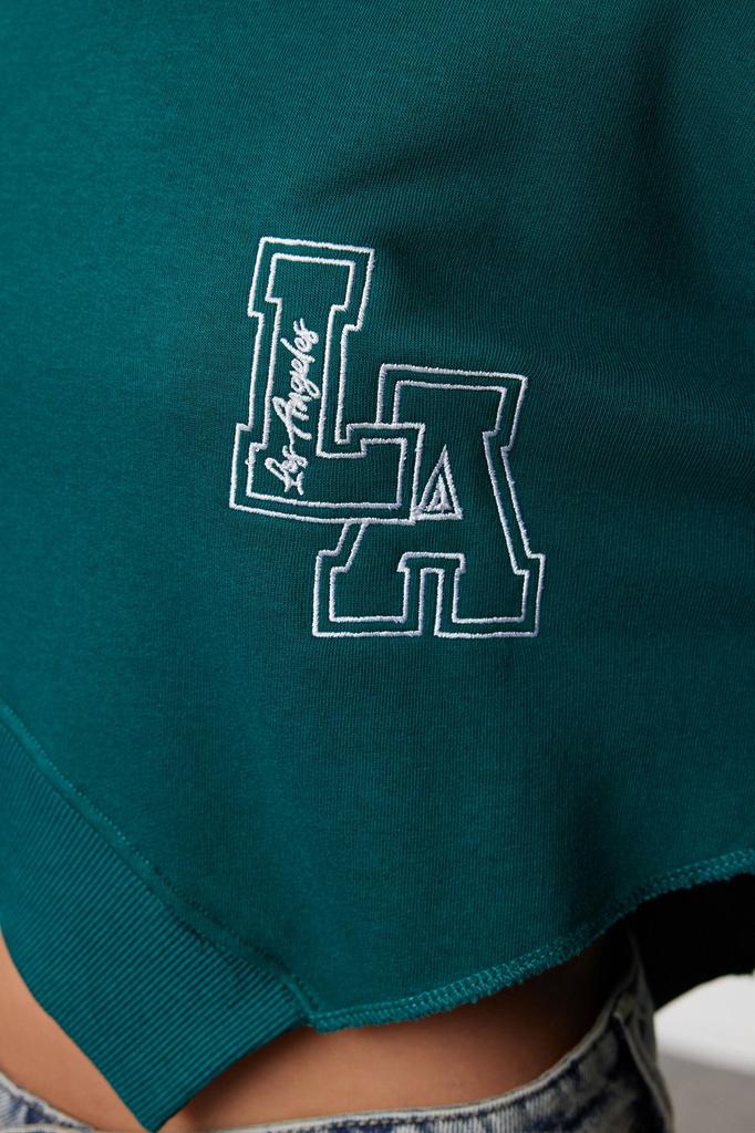 Women's Fashionable Stylish Sweatshirt Emerald Green Oversize Wide Fit Asymmetrical Crop Thick Knitted Sweatshirt