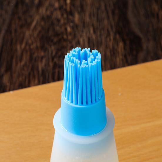 Масляная щетка Пищевая Удобная силиконовая портативная бутылка с защитой от утечек с щеткой Оборудование для гриля на открытом воздухе Ежедневное использование