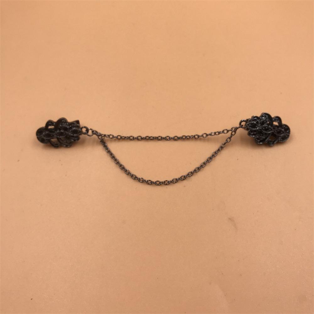 3Pcs 2023 New Cloak Brooch Vintage Flower Chain Cardigan Clip Sweater Clip Waist Clip Pointed Clip