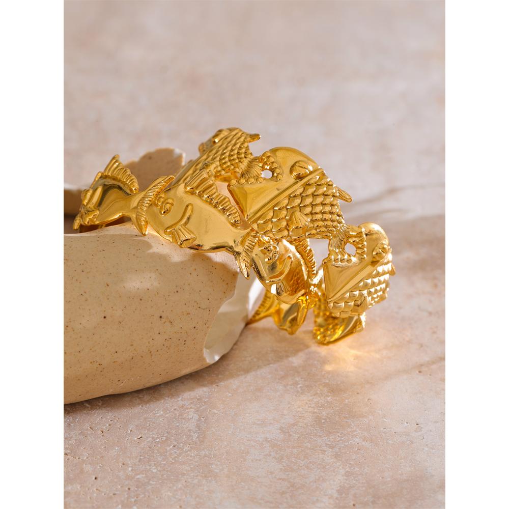 Eetit Регулируемый металлический браслет-манжета в виде рыбы акулы с 18-каратным PVD-покрытием, летний браслет из нержавеющей стали, золотой, для пляжного отдыха