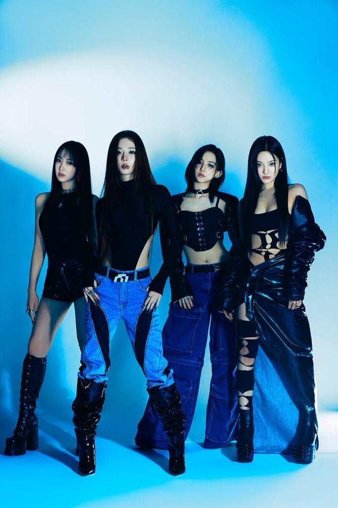 Aespa Drama 4th Mini Album Scene GISELLE Version Sealed CD+5p PostCard+1ea Sticker+1p PhotoCard+Tracking