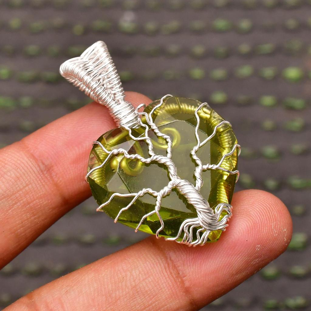 Peridot Heart Shape Tree Of Life Gemstone: 925 Sterling Silver Handmade Jewelry Pendant