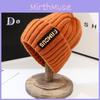 Вязаная зимняя шапка женская в корейском стиле теплая с надписью для повседневной носки