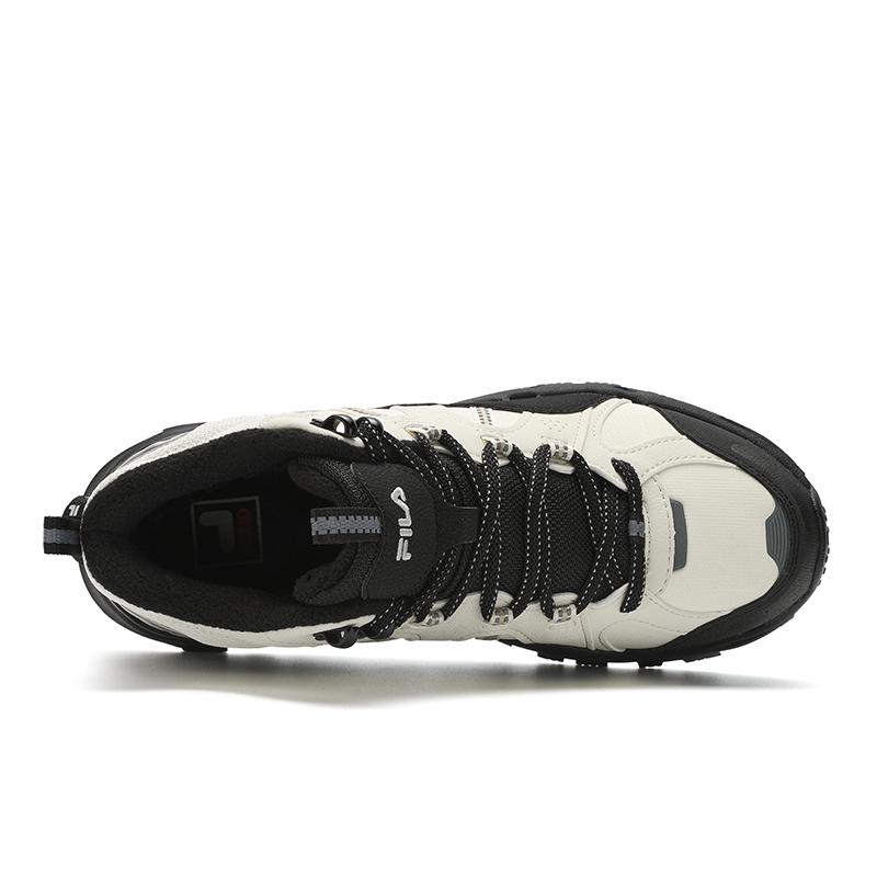 Fila Trek 1S WE+ Удобные Универсальные Флисовые Полуботинки Повседневная Обувь Женские кроссовки Бежевый Черный F12W442117FTB