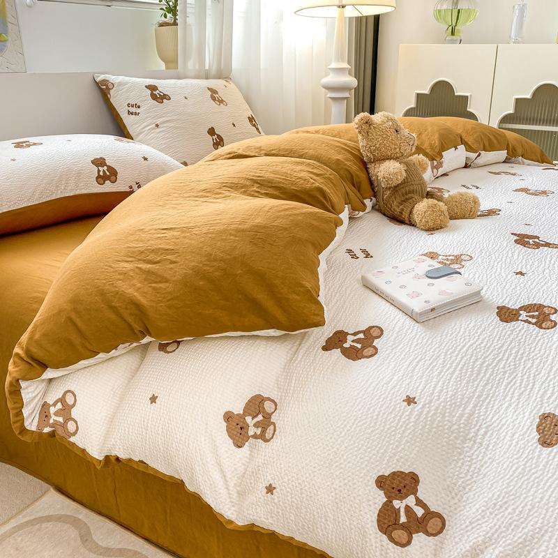 Постельное белье из ситца, комплект из четырех предметов: простыня, пододеяльник, наволочки