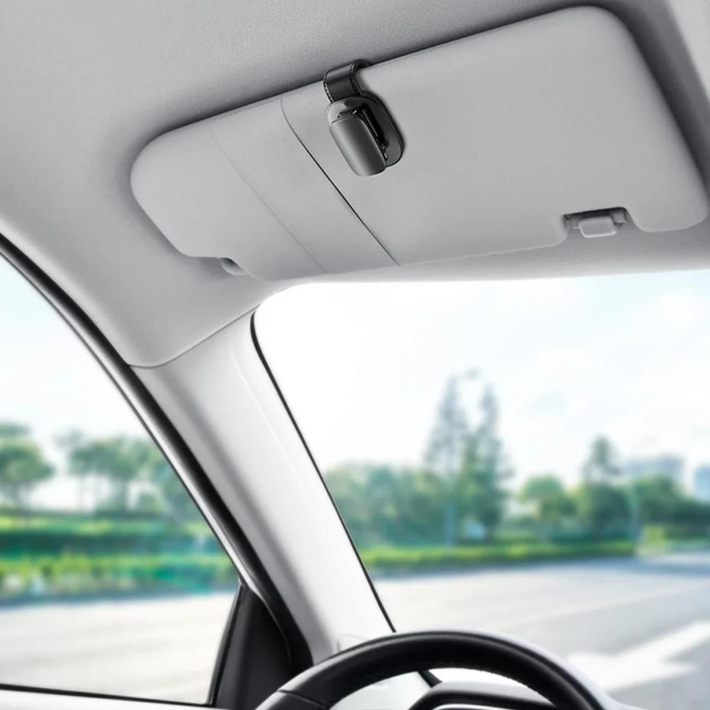 Держатель солнцезащитных очков для автомобильного козырька, алюминиевый и кожаный держатель для автомобильных очков, зажим для вешалки USB-кабеля, стойка для хранения билетов и карт