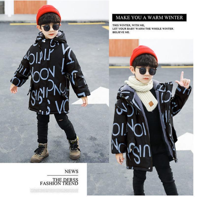 Одежда с хлопковой подкладкой для мальчиков. Детское утепленное пальто средней длины с хлопковой подкладкой.