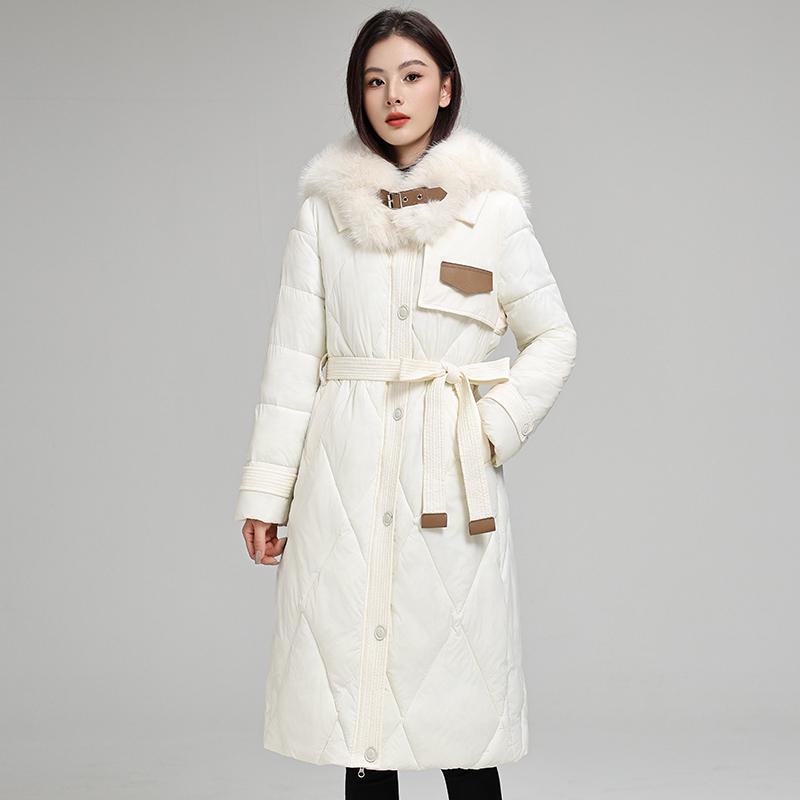 Элегантное и стройнящее длинное пуховое пальто с большим меховым воротником для женской зимней моды