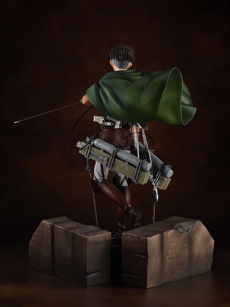 Атака Титанов Levi 17 в масштабе окрашенного готового продукта