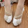 Star Cat White Plus Size High Heel Wedding Shoes with Bowknot for Women - Fashionable and Elegant.