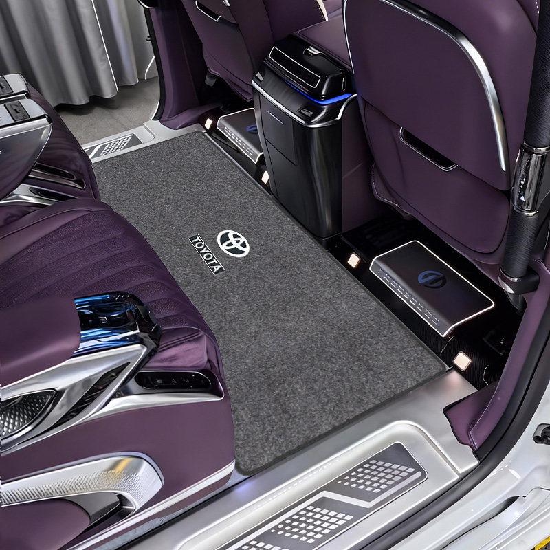 Коврики на пол в среднем ряду Toyota Sienna 2026 года - Издание Grewia