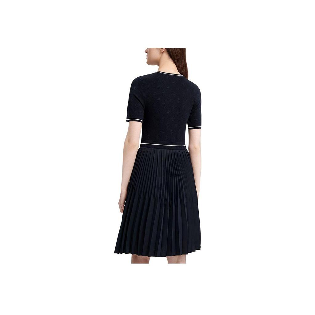 Fila Платье-пуловер с элегантным плиссированным подолом и рукавами средней длины, с принтом логотипа и вставками, женское, легендарно-синий F11W321302F-NV