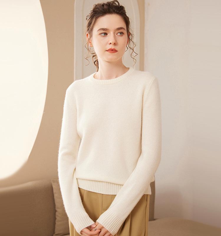 Women's Fashionable Slim Fit Round Neck Cashmere Sweater - Autumn/Winter Versatile Knit Base Layer