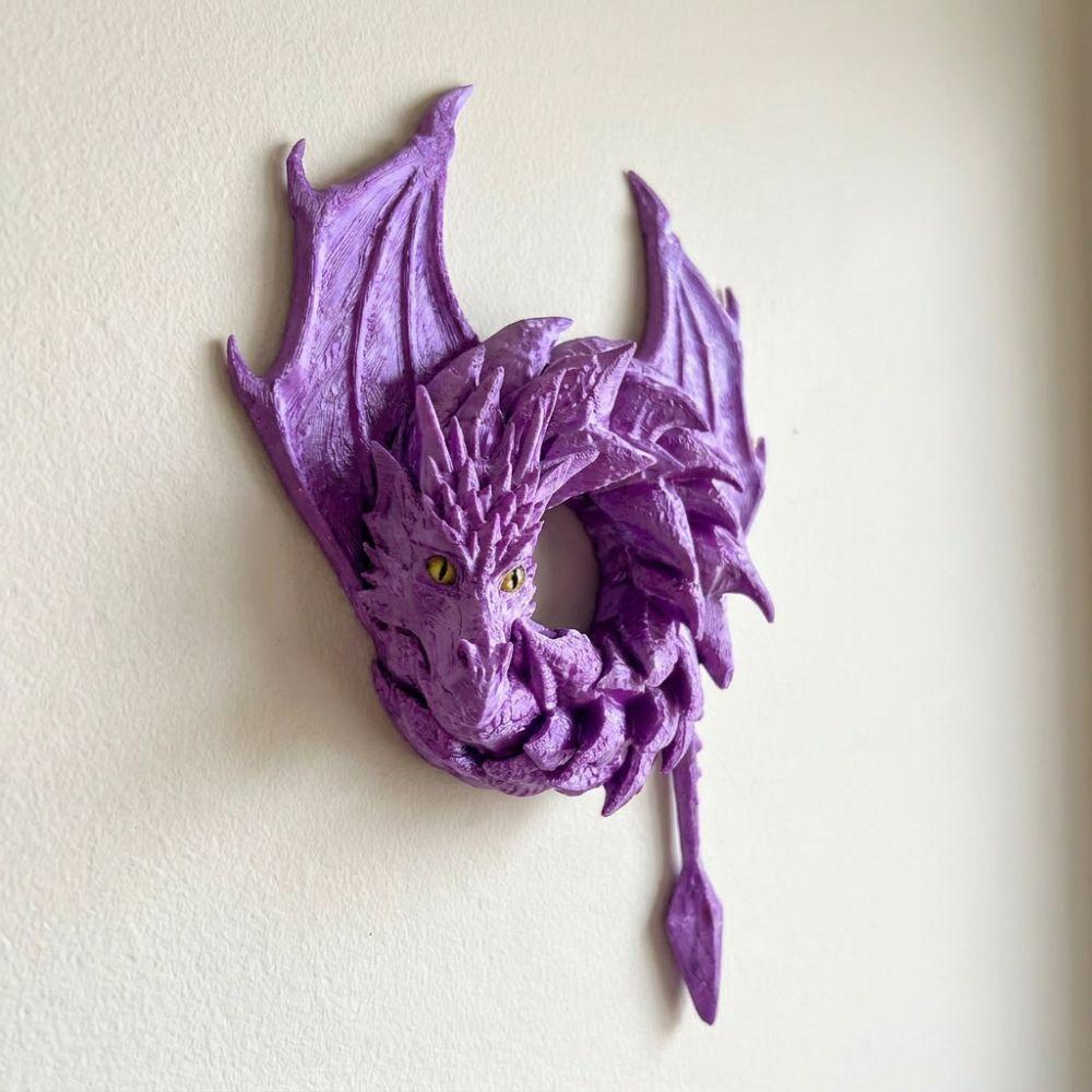 Gothic Fantasy Dragon Wreath Ornament Dark Style Dark Flying Dragon Sculpture  Bedroom