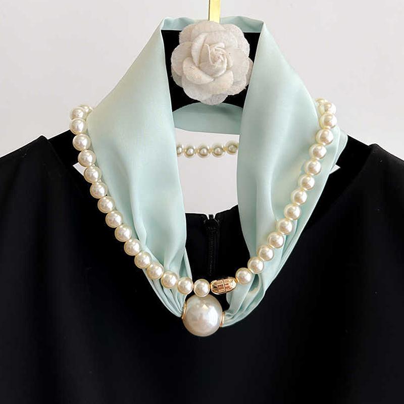 Magnetic Narrow Elegant Satins Neck Scarf Wrap With Pearls Chain Necklace And Buckle For Women Vintage Floral Silk Neckerchief