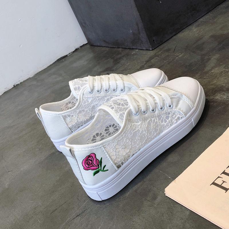 Кроссовки, женская модная дышащая летняя повседневная обувь на платформе, кружевная обувь для отдыха на плоской подошве, белая парусиновая женская обувь из вулканизированной ткани
