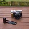 L-образный рукоятка с кнопкой спуска затвора для корпуса камеры FUJIFILM X-E5 Деревянный кронштейн Рукоятка Arca Быстросъемная рукоятка Аксессуары