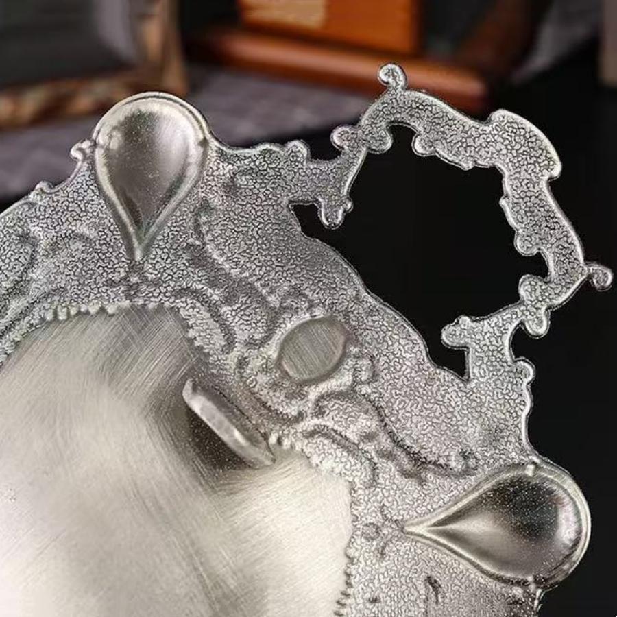 European Fruit Plate,Retro Silver Alloy Handheld Luxury Circular Shape Snack Cake Tray,Candy Disc,Wedding Desktop Decoration