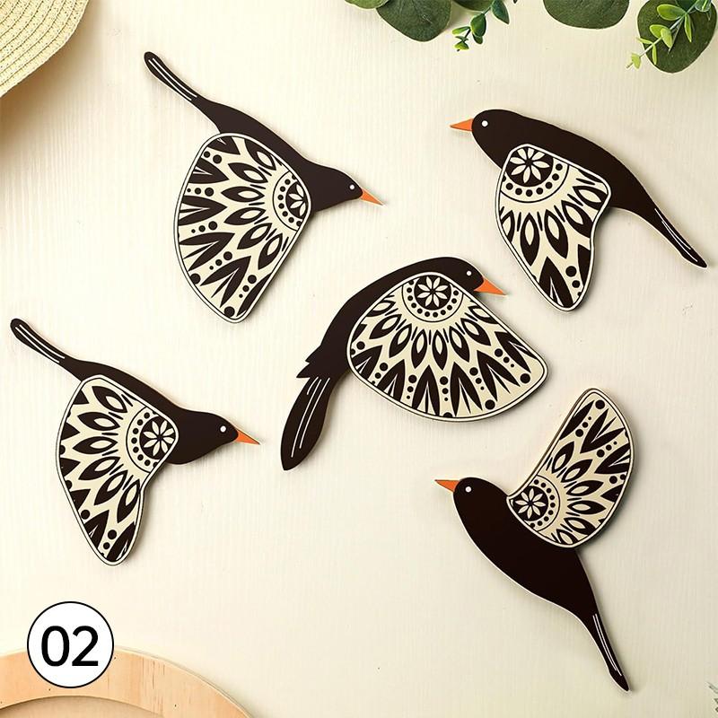 5pcs Wooden Bird Wall Decor Hollow Out Bird Sculpture Art Vintage Decor Living Room Kitchen Wall Hanging Figurines Ornament
