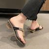 Summer Korean Version Clip Toe Sandals for Casual Wear with Rhinestone Sandals On The Outside