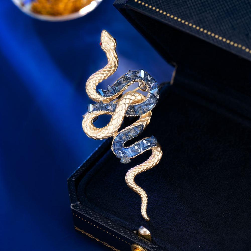 Sparkling Rhinestone Animal Collar Pins Minimalist Snake Lapel Pin  Snake New Year