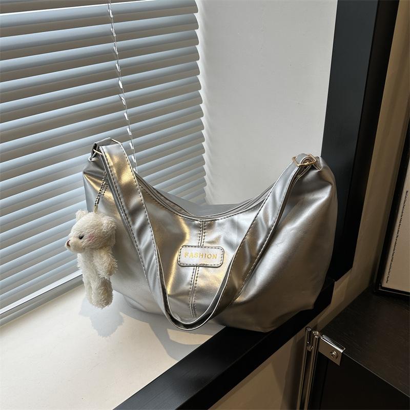 Мягкая кожаная большая вместительная повседневная сумка, весенняя новая универсальная сумка через плечо, однотонная женская сумка в корейском стиле