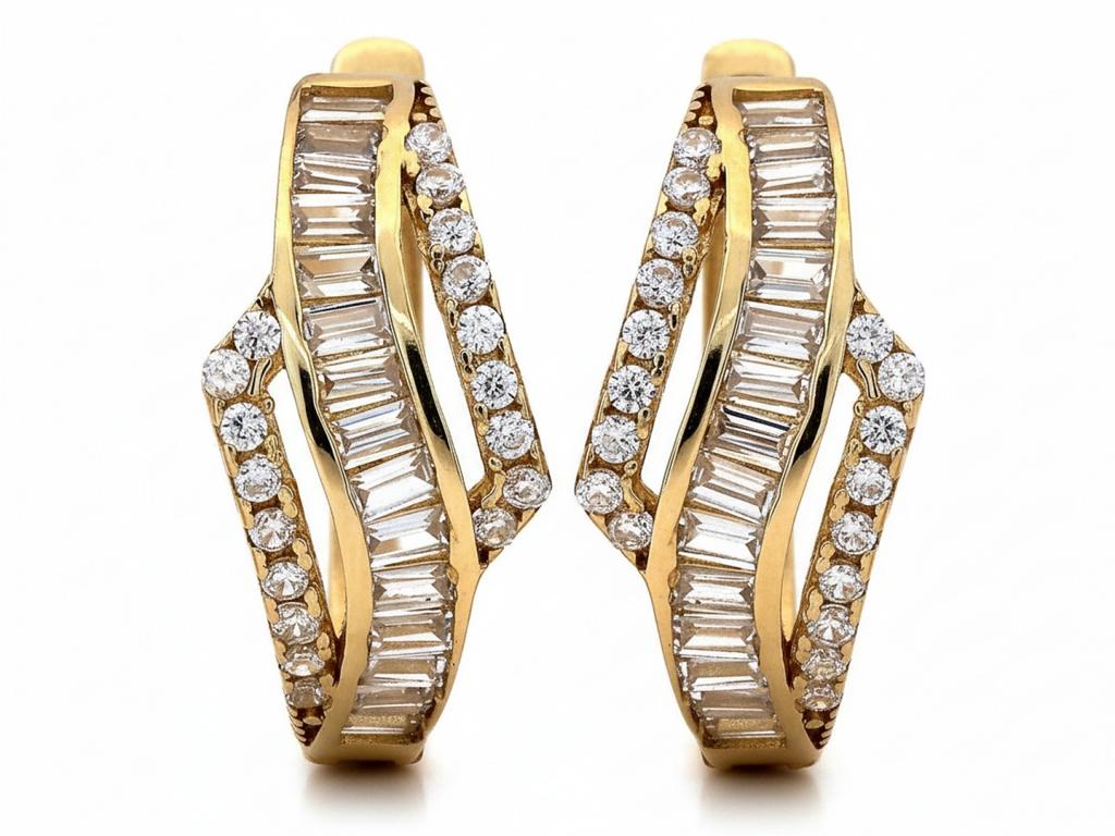 Elegant 585 English gold earrings richly decorated with 2.31g cubic zirconias