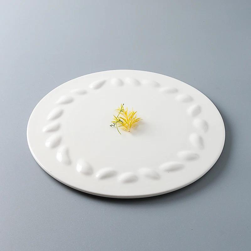 Creative Ceramic Steak Sushi Plate Round Cooking Dishes Simple Home Kitchen Solid Color Cutlery Dinner Plates Snack Dessert Tray