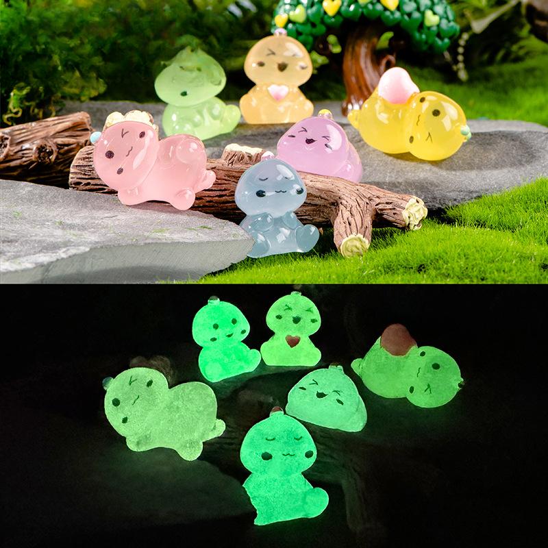 Милый мультфильм светящийся в темноте динозавр украшение микро пейзаж настольный автомобиль украшение для дома трехмерное смоляное маленькое украшение