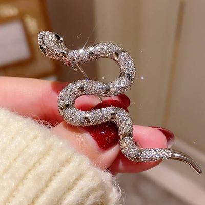 Уникальный дизайн серебряные броши в виде змеи для женщин и мужчин унисекс полные страз металлические змеи животные роскошные значки ювелирные изделия