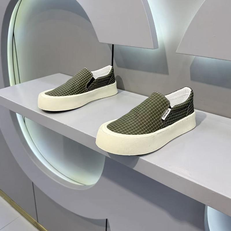 Men's Fashion Canvas Shoes 2025 Low-Top Thick-Heeled Slip-On Driving Lazy Shoes Casual Round Toe Breathable Summer Rubber Sole