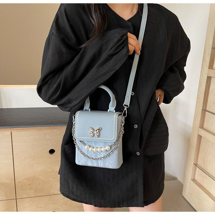 Серебряная женская сумка лето 2024 новый модный нишевый дизайн маленькая квадратная сумка интернет знаменитость бабочка сумка для мобильного телефона