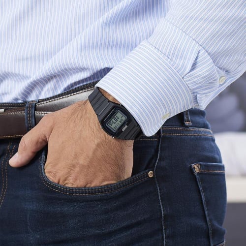 Casio W-202-1AVEF - Collection - Montre Homme - Quartz Digital - Cadran Noir - Bracelet R?sine Noir