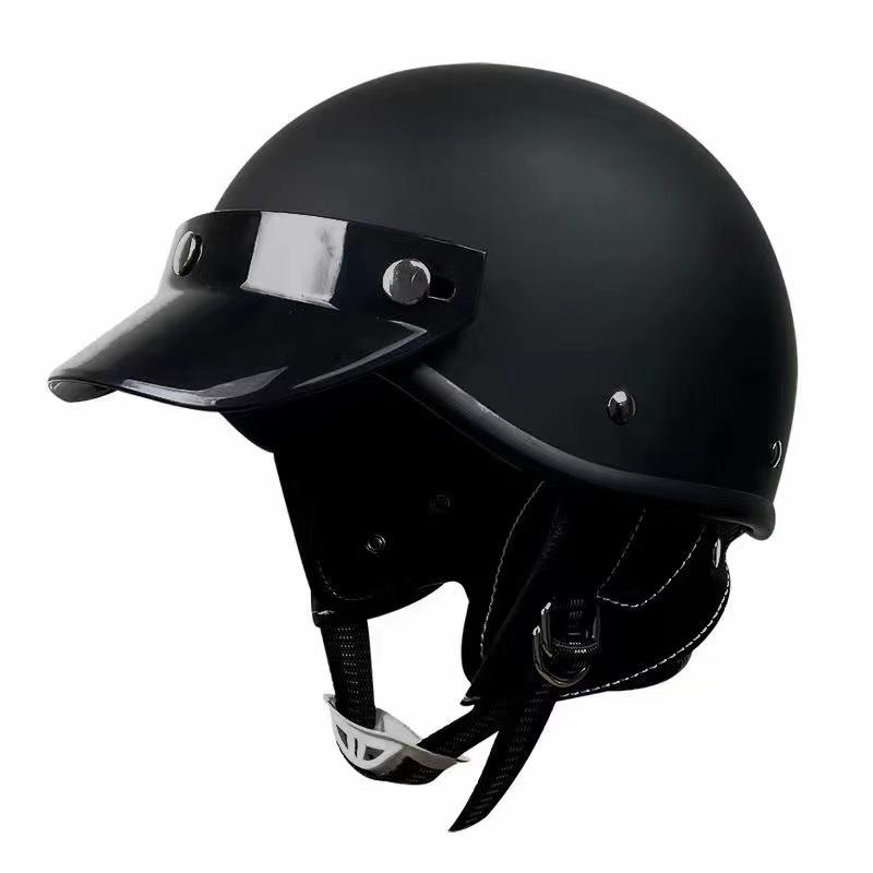 Trendy retro Japanese-style half helmet for electric bikes and motorcycles, personalized for men and women, suitable for all seasons DOT