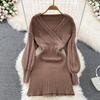 Осенне-зимнее элегантное вязаное платье-свитер с v-образным вырезом и длинным рукавом, пикантное мини-женское трикотажное платье-карандаш