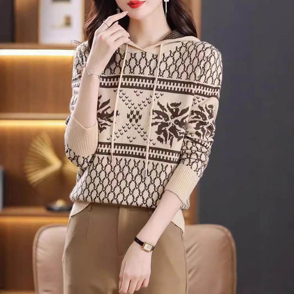 Осень-зима, новая женская жаккардовая толстовка с кепкой, стильный топ с круглым вырезом, замедляющий старение, для ценителей моды