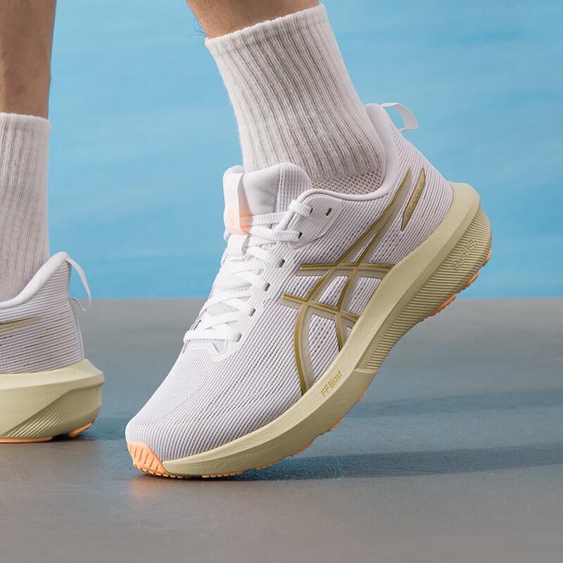 Asics Мужские всесезонные шоссейные кроссовки 1011C077-100