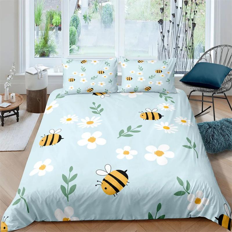 Cartoon Bee Duvet Cover Lovely Yellow Flying Animals Theme for Kids Boys Girls Gifts Women Beautiful Flowers Bedroom Decoration