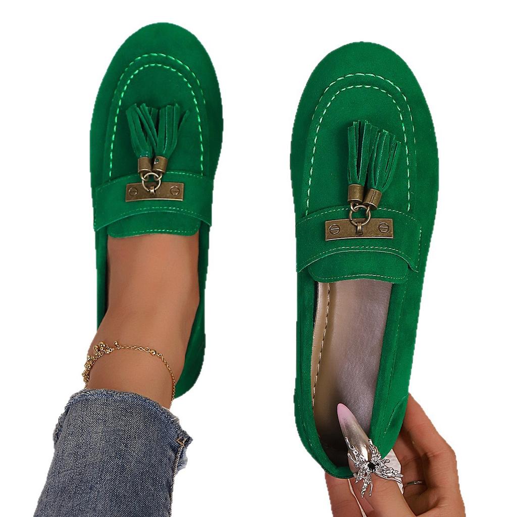 Large size fashion women's fringed single shoes 2025 autumn new light and comfortable solid color flat heel loafers women