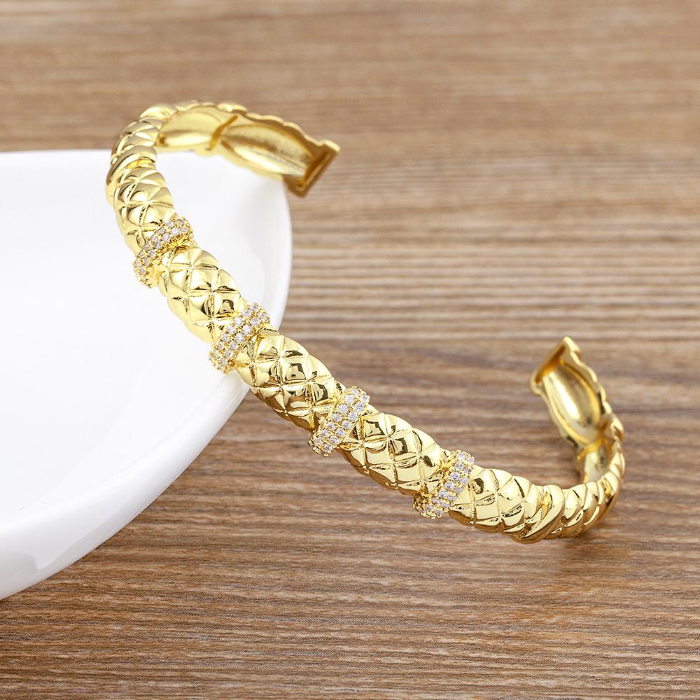 Nidin Hot Fashion Gold Plated Open Bangle Jewelry for Woman Shine Zircon Charm Adjustable Bracelet Party Wedding Brand Gift