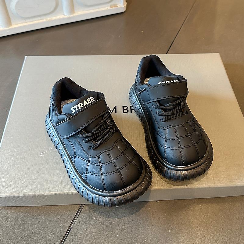 Детская кожаная обувь, весна-осень 2023, нескользящая повседневная обувь на мягкой подошве для мальчиков, туфли для девочек