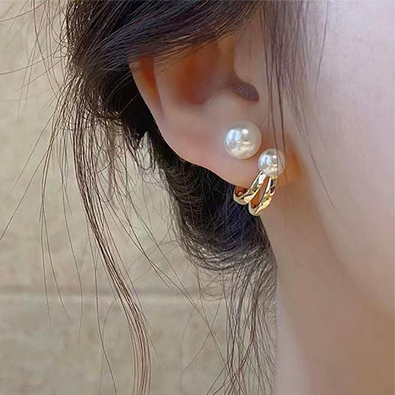 WUKALO New Elegant Gold Color Heart Pearl Stud Earrings Korean Fashion Jewelry For Woman Girls Accessories