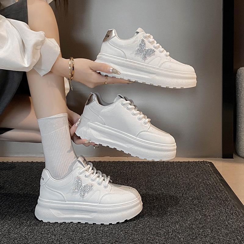 Trend Butterfly Versatile Fashion Little White Shoes Women's Summer Skirt 2024 Spring and Autumn Popular Platform Casual Board Shoes