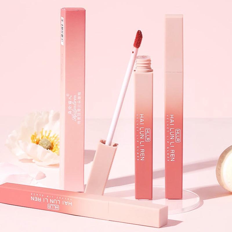 Бархатное облако блеск для губ: Матовая, Стойкая, Устойчивая к размазыванию помада и блеск